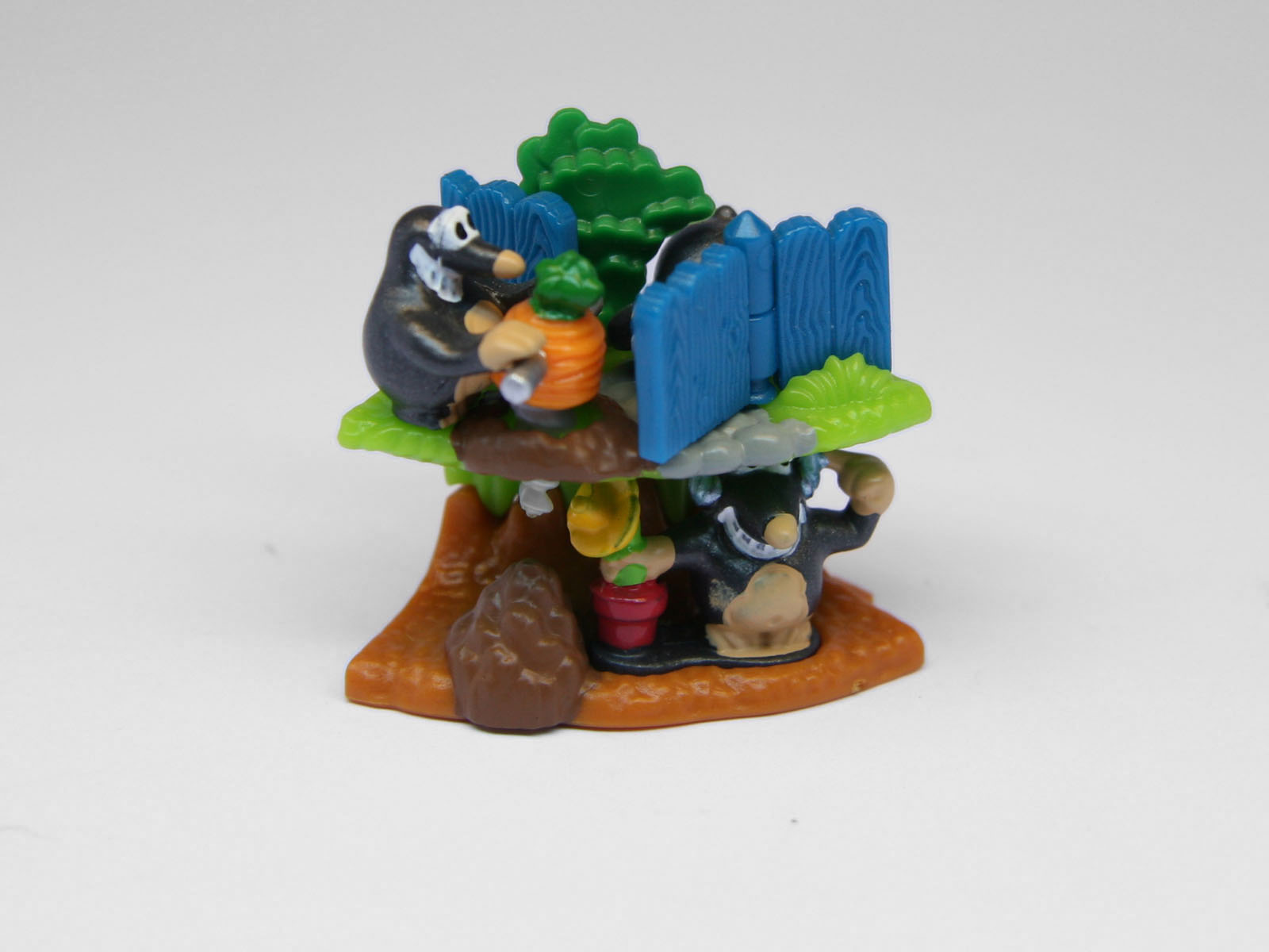 Kinder Surprise from 2005